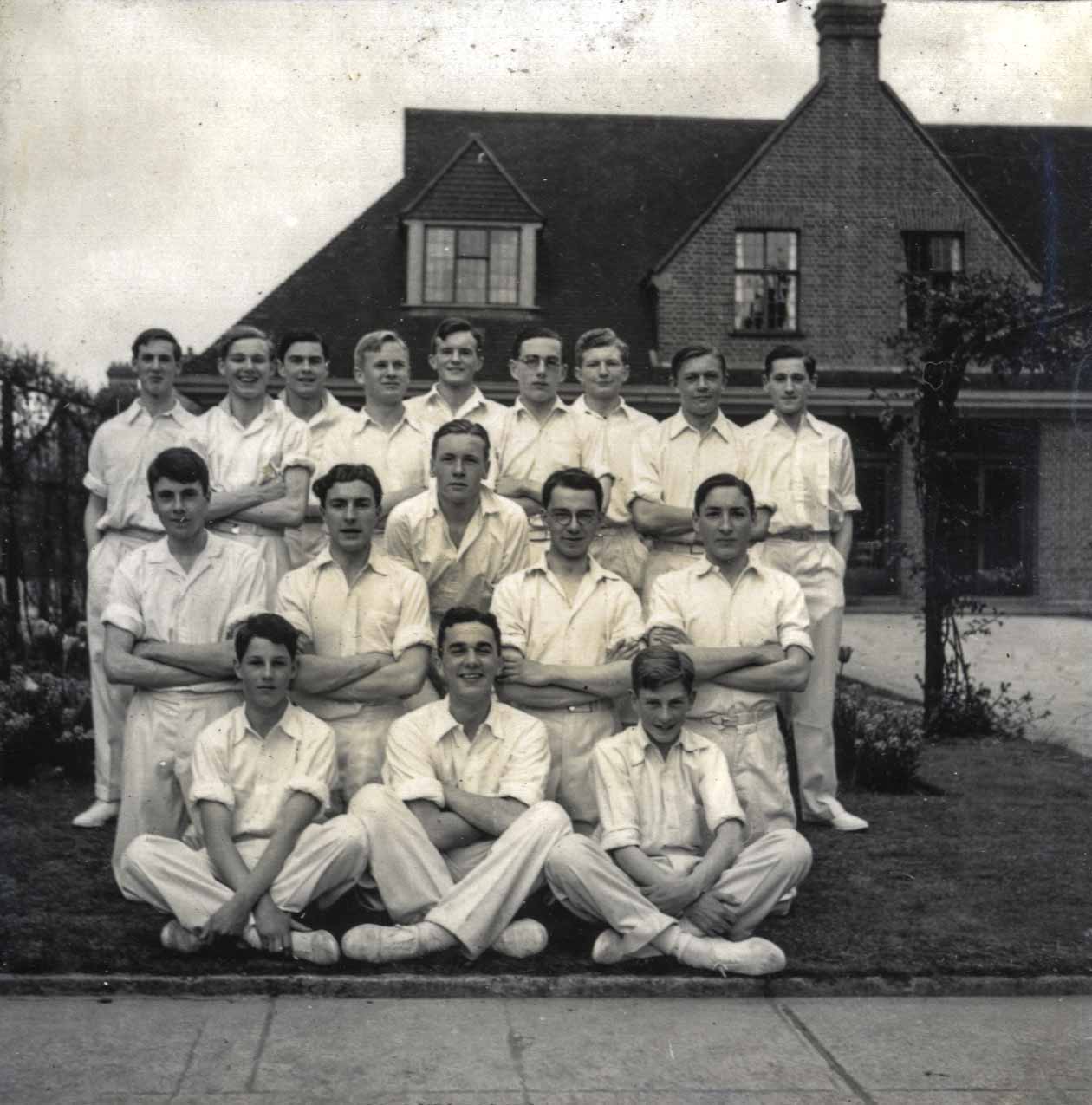 1940 PT Display team - JM Culbertson front centre